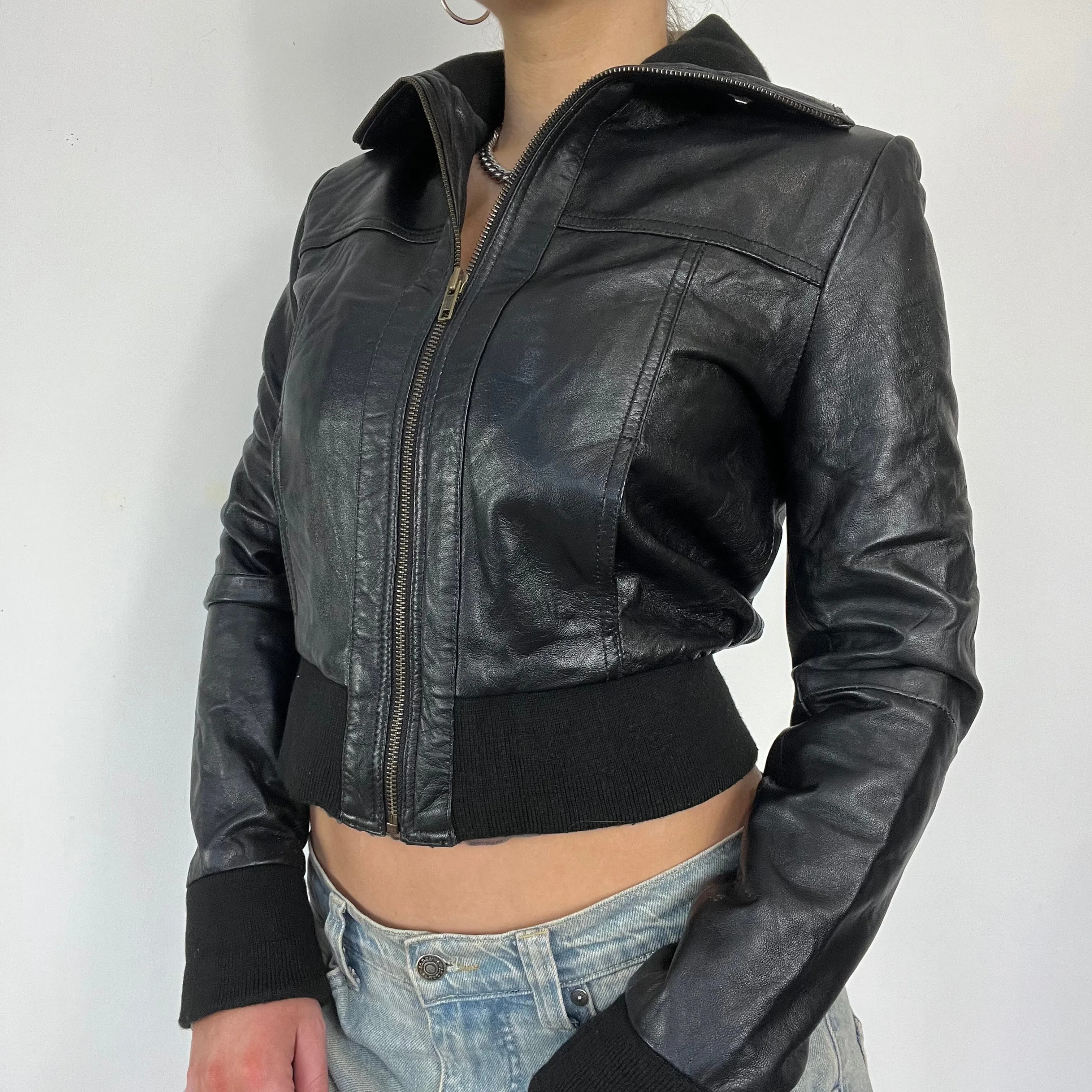 90s black leather bomber jacket - Size S