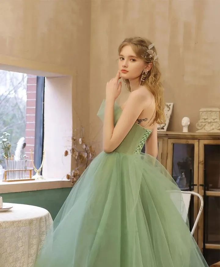 Charming Strapless Ruffles Tea Length Lace Up Tulle Homecoming Dress Short Prom Dresses Beautiful