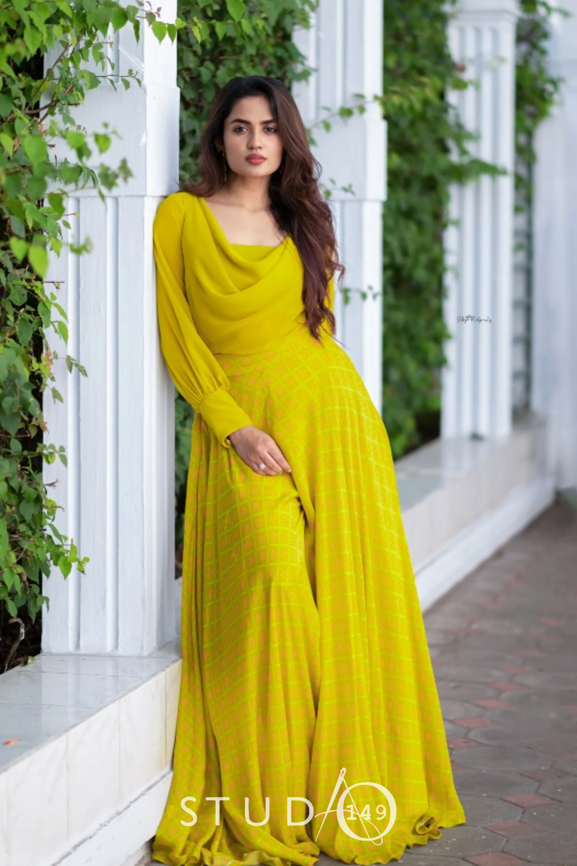 DESIGNER PRINTED COWL TOP & PANTS