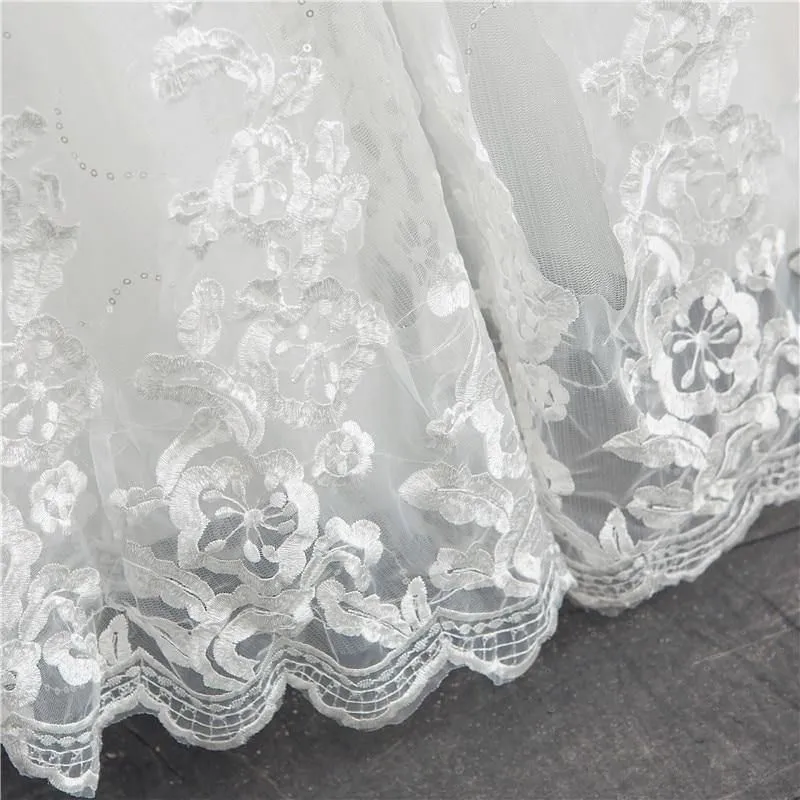 Diamond Lace O-neck Beading Wedding Dresses
